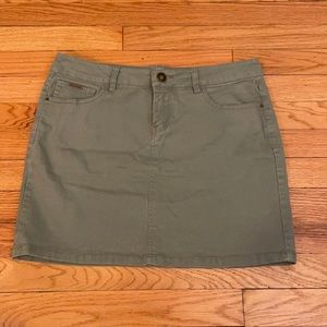 Best Mountain Army Green Skirt